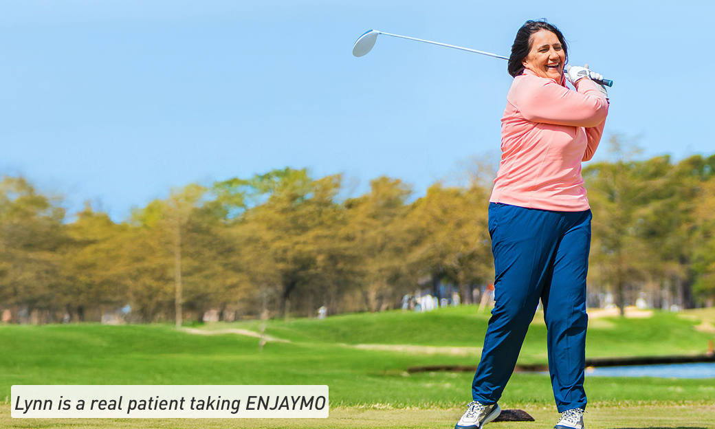 woman golfing
